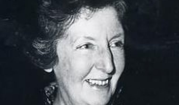 Patricia Rolfe 1920-2008