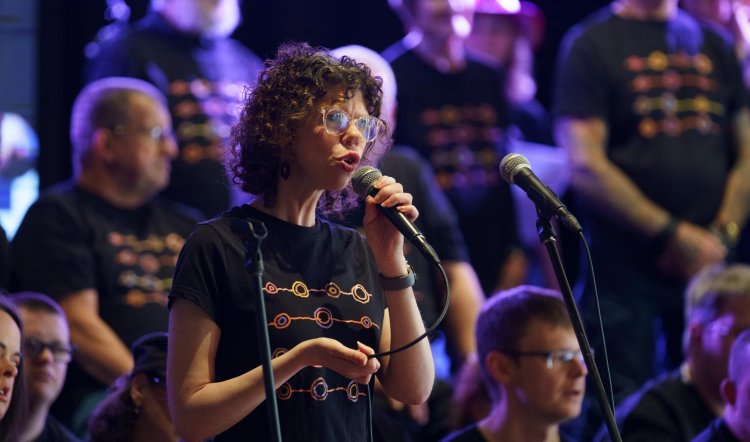 Tutti Choir Loud and Proud