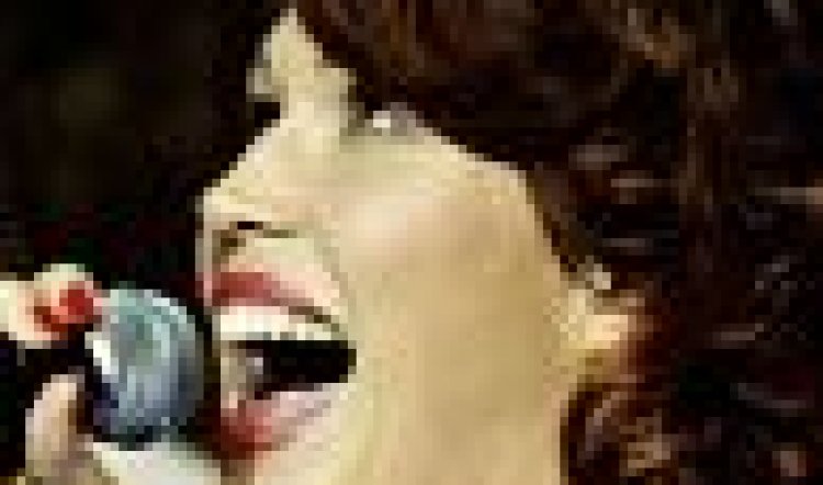 THE DIVINE MISS BETTE