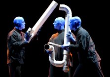 BLUE MAN GROUP