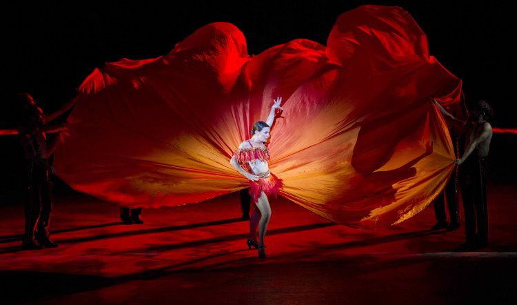 HANDA OPERA ON SYDNEY HARBOUR CARMEN
