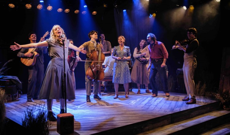 BRIGHT STAR