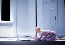 GROSS UND KLEIN (BIG AND SMALL)