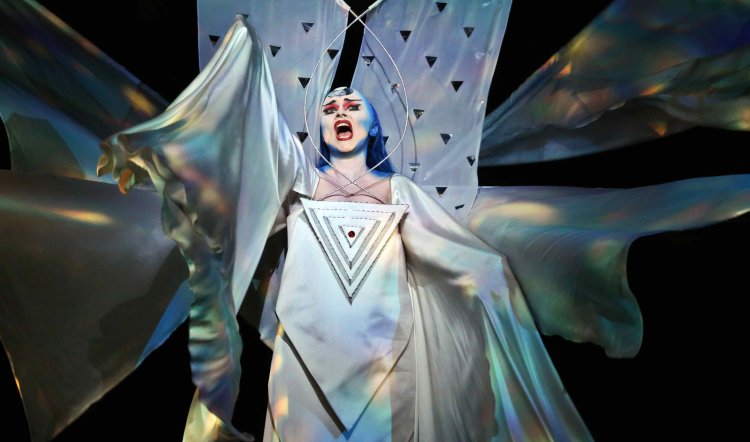 THE MAGIC FLUTE (2015)