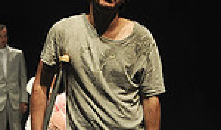 CAT ON A HOT TIN ROOF