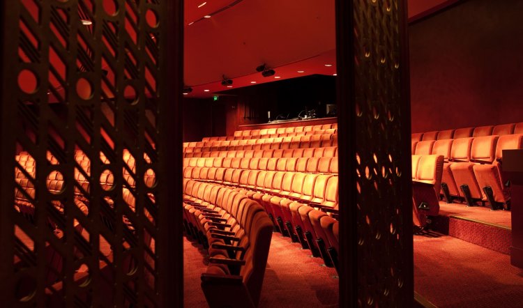 DARK DESCENDS ON THEATRE ROYAL