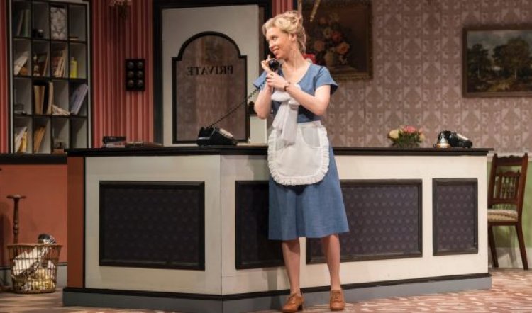 FAWLTY TOWERS – LIVE