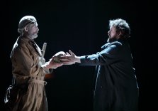 HAMLET - AT GLYNDEBOURNE