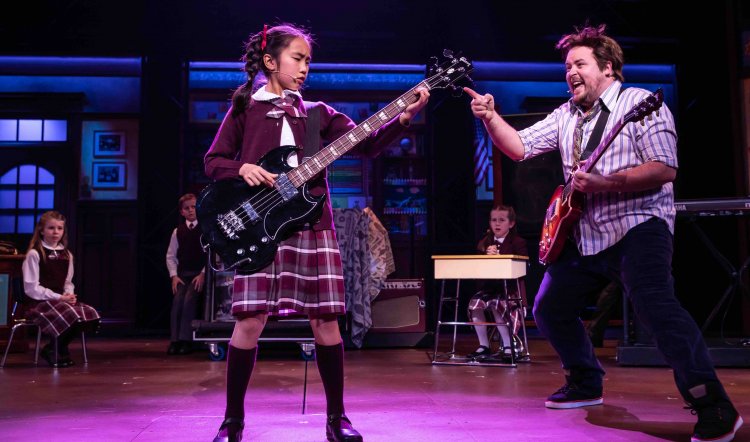 SCHOOL OF ROCK