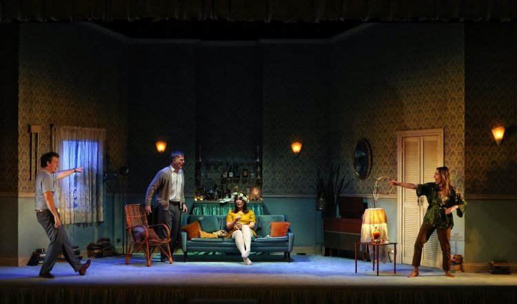 WHO'S AFRAID OF VIRGINIA WOOLF?